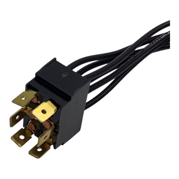 Briggs and Stratton 1687905 Wire Harness Adapter Kit Black - Picture 6 of 12